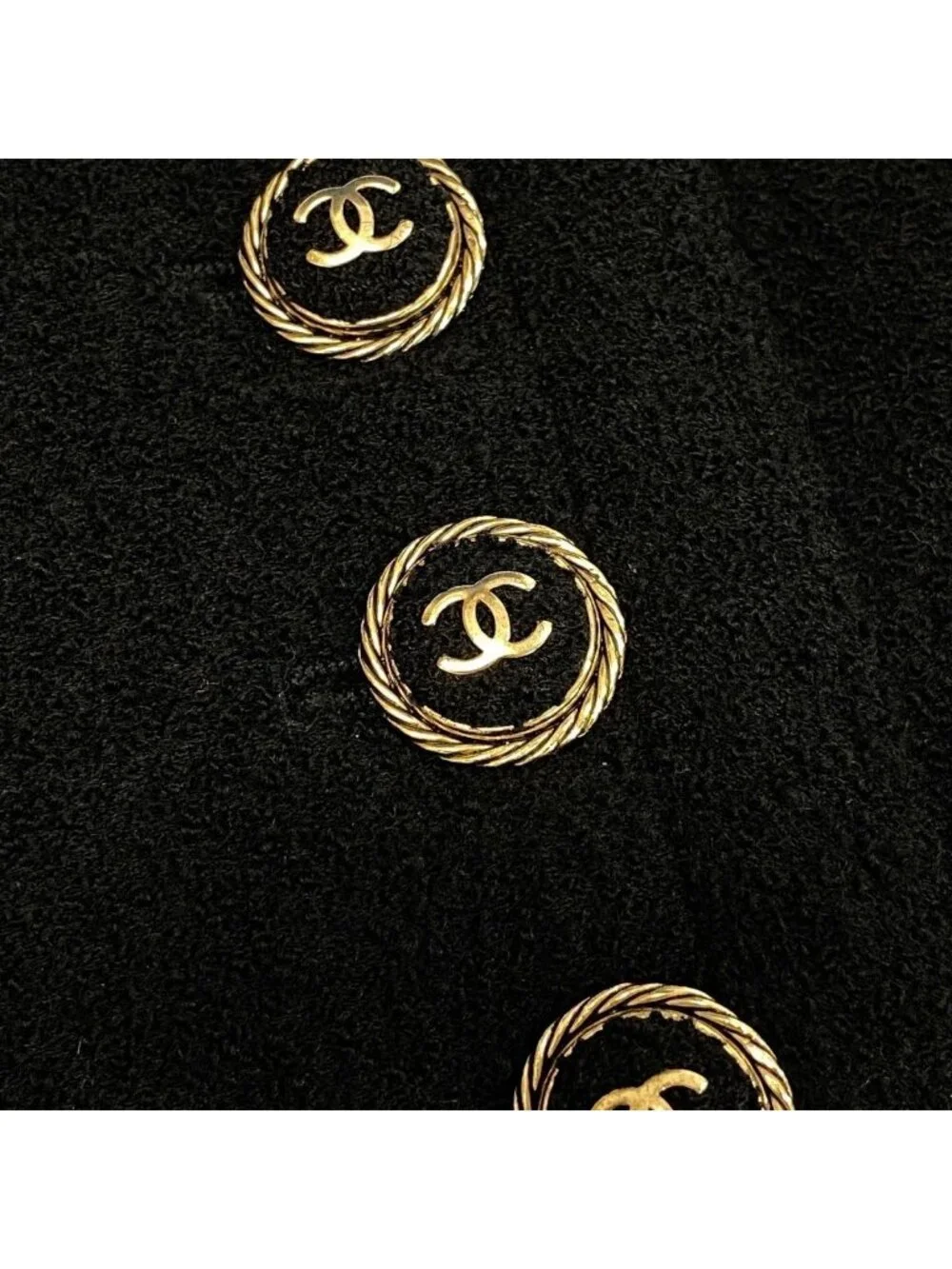 Chanel Cropped Tweed Jacket CC Logo 38 Black